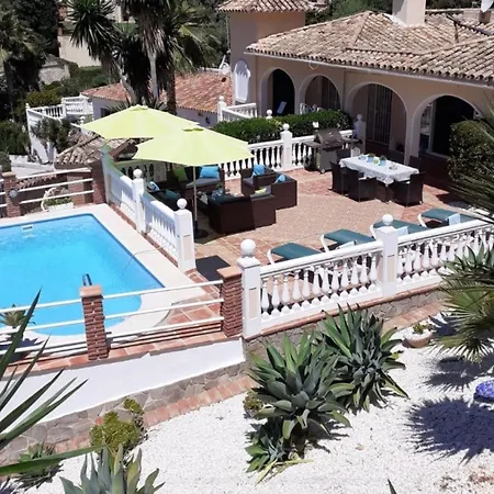 Delightful 5 Bed In Fuengirola Costa Del Sol Villa