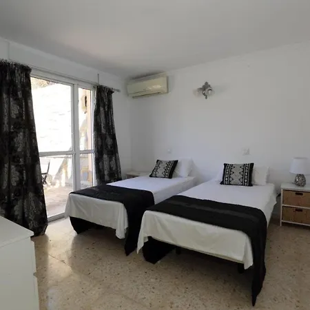 Villa Delightful 5 Bed In Fuengirola Costa Del Sol *