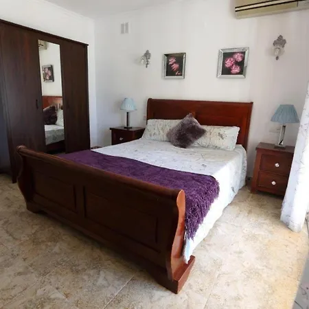 Delightful 5 Bed In Fuengirola Costa Del Sol
