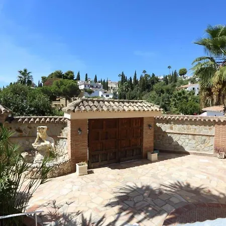 Villa Delightful 5 Bed In Fuengirola Costa Del Sol