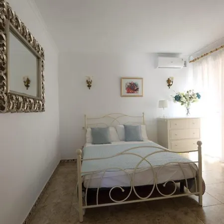 Villa Delightful 5 Bed In Fuengirola Costa Del Sol