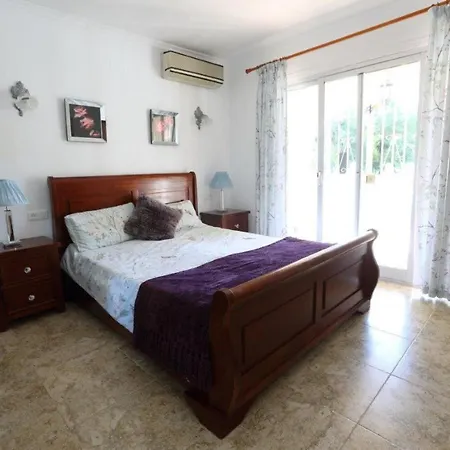 Delightful 5 Bed In Fuengirola Costa Del Sol Málaga